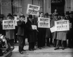 ebrei-londra-27 marzo 1933-boicotaggio-merci-tedesche.jpg